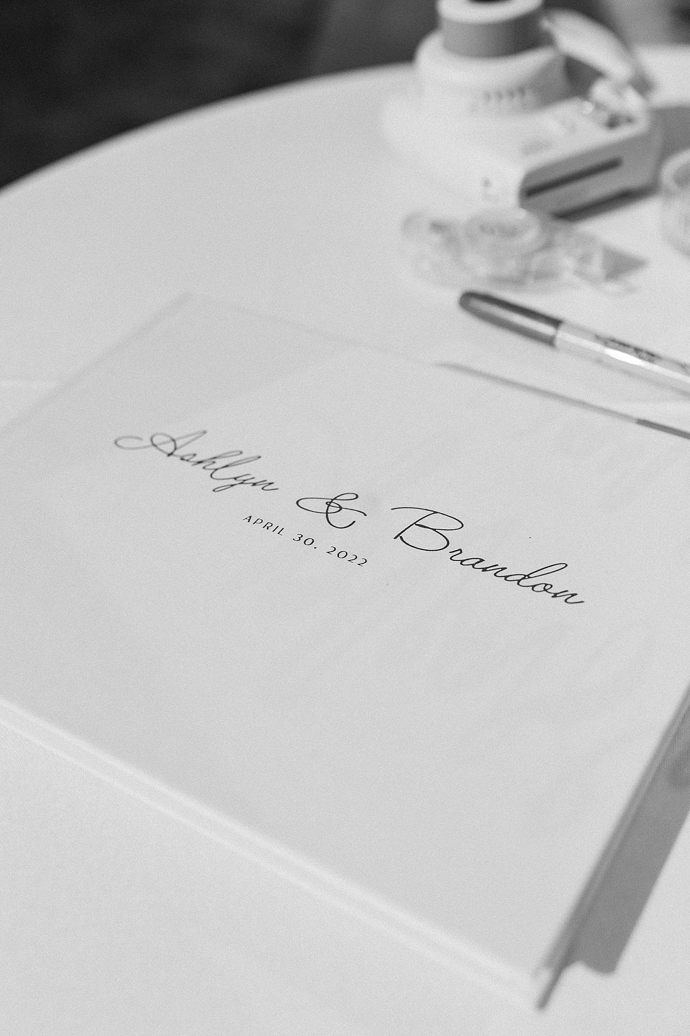 Black and white guestbook | Carters Event Co