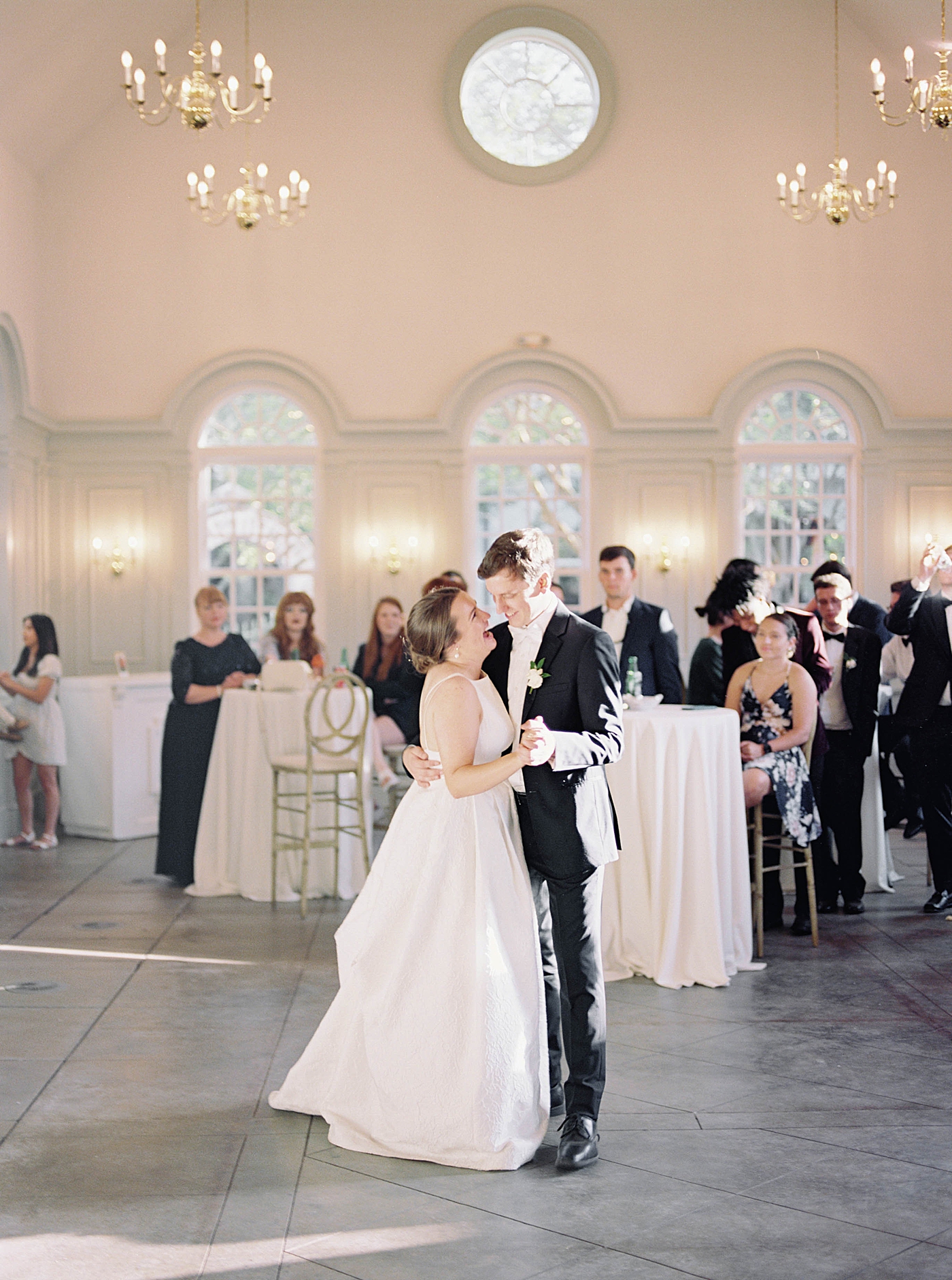 Bride and groom first dance | Carters Event Co
